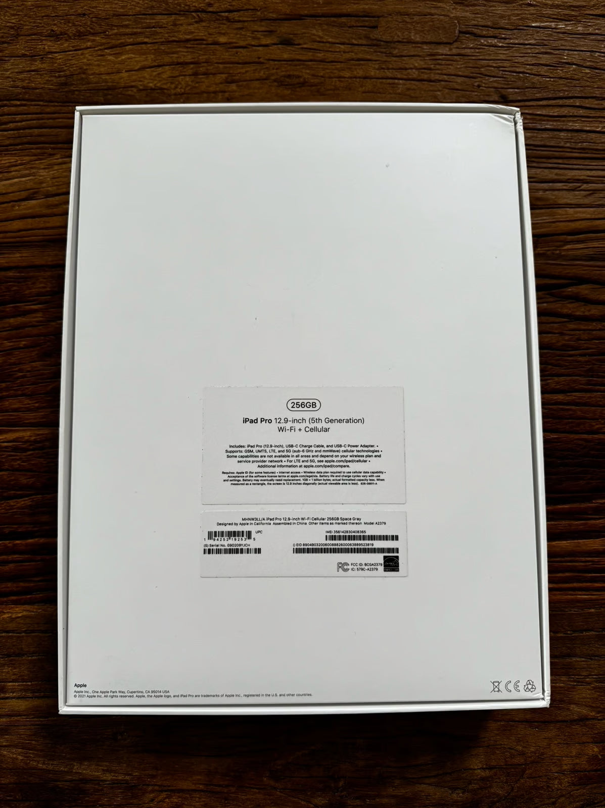 IPad Pro 12.9 inch (5th Generation) WiFi + Cellular 256gb space gray A2379 8E27