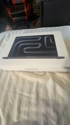 14in Macbook Pro 5J52