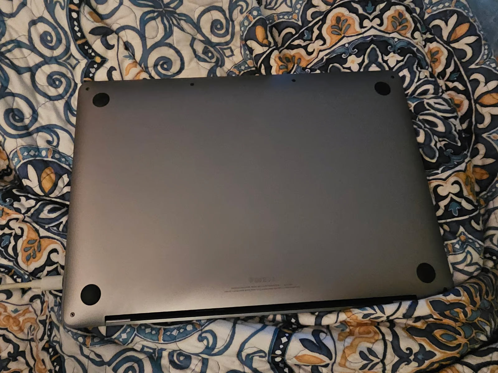 MacBook Pro M1 2020 256gb SSD 8gb 1R63
