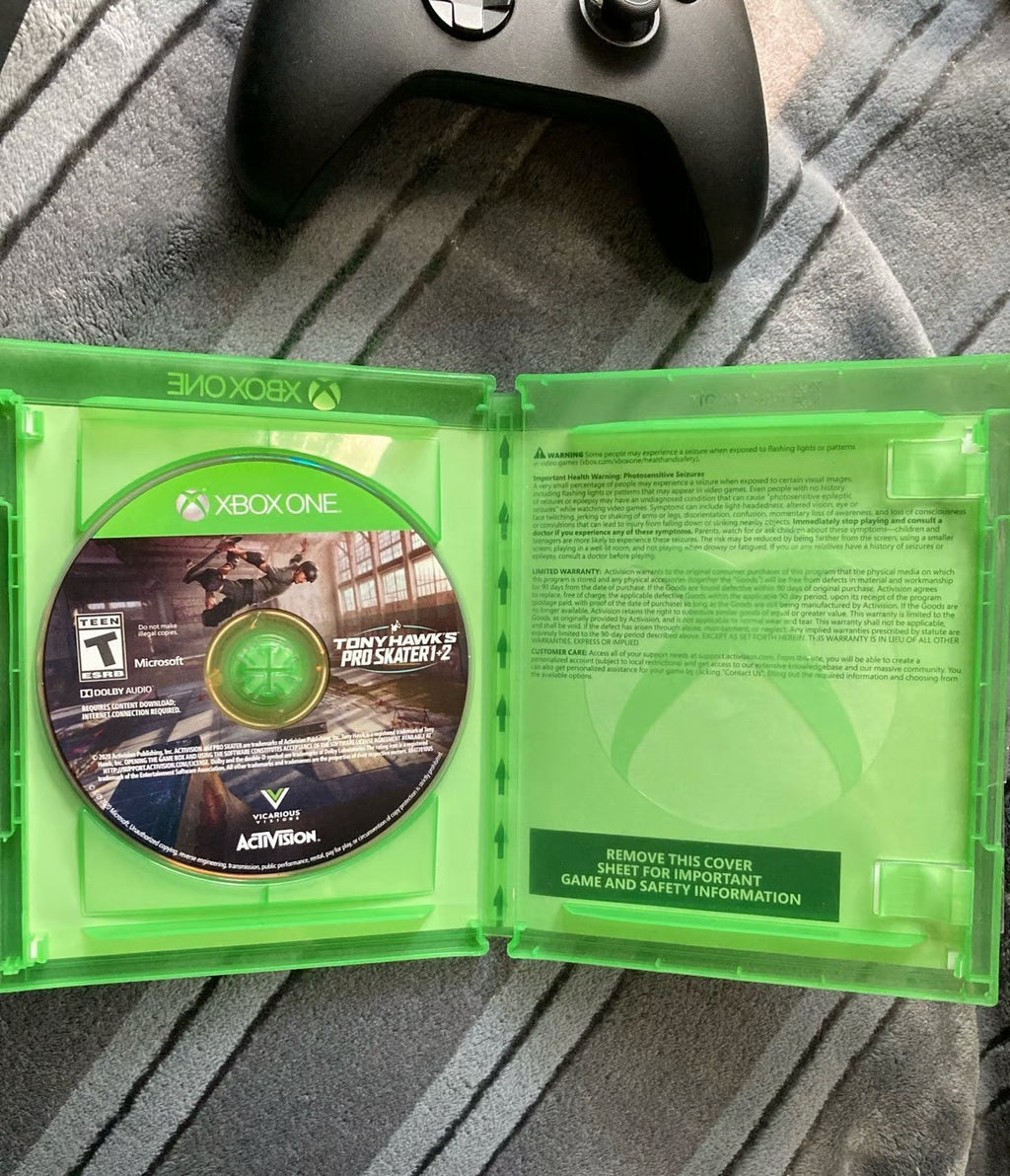 Microsoft Xbox Series X 1TB Console/ Tony Hawk Pro Skater 1-2 6E31