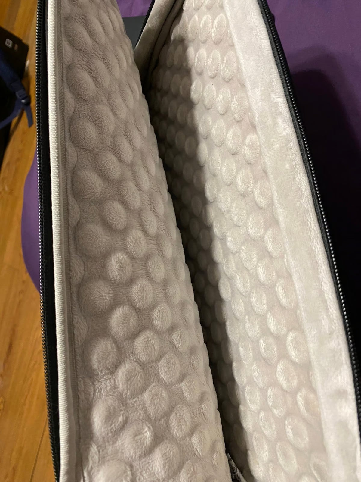 MacBook Pro 2019 Core i9 32gb Ram 512gb ssd 15 inch touchbar Radeon Pro Vega 16 5S88