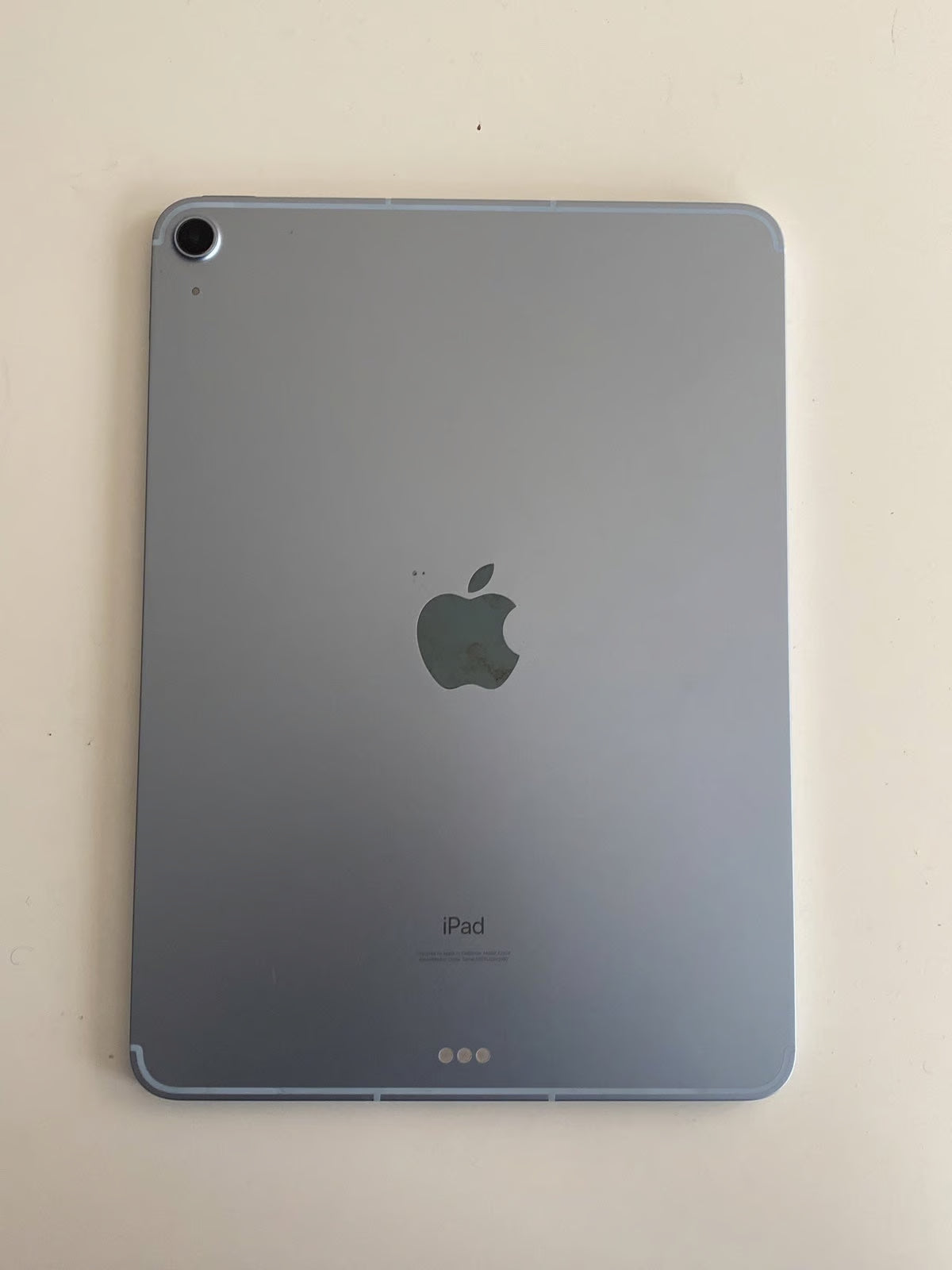 Apple iPad Air CELLULAR 4th Generation 64 GB in Space Gray 1V25
