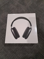 Airpods max with smart case 6V32