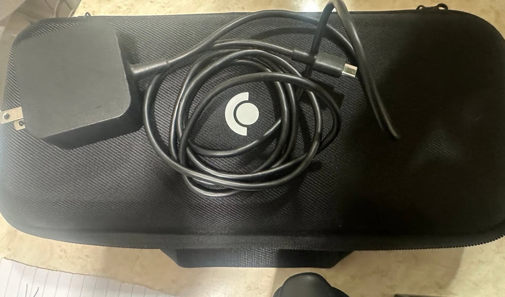 LCD Steam Deck 64gb + SD cards + Docking stand 6X79