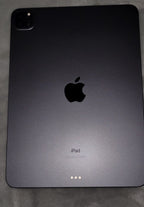 Apple iPad Pro 11 inch 3rd Gen M1  128GB Wi-Fi only  mint 9E57
