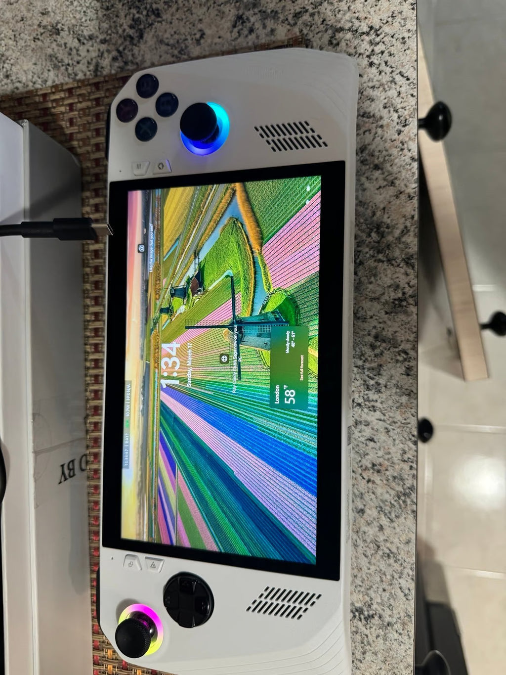 ASUS rog ally z1 2Q93