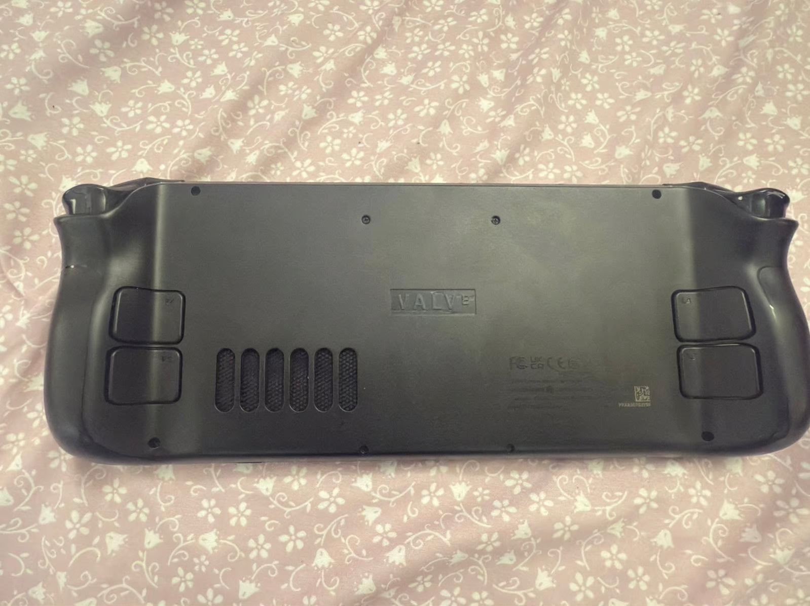 Steam Deck 1tb LCD with case and charger 5U36