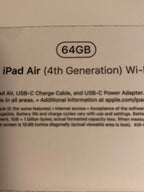 Apple iPad Air 4th Generation WiFi 64 GB in Space Gray w/ Magic Keyboard 7W19