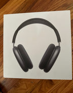 Apple AirPods Max with Smart Case in Space Gray 2N79