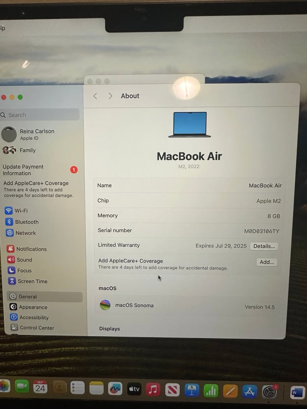 Apple Macbook Air 13in.  M2 3.49 GHz  256GB SSD 8J56