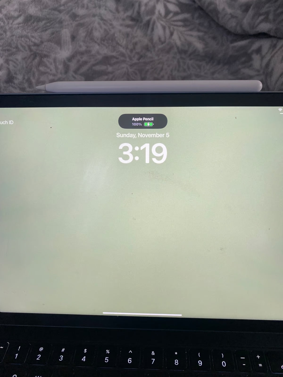 GENERATION 4 IPAD AIR  ( READ DESCRIPTION ) 9V33