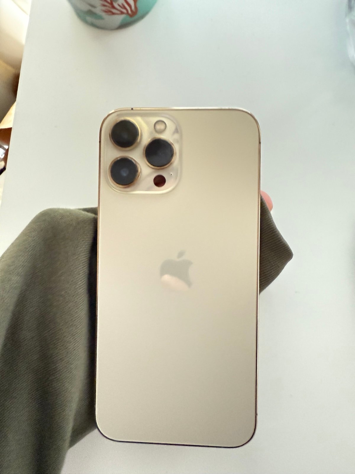 Apple iPhone 13 Pro Max 1H99