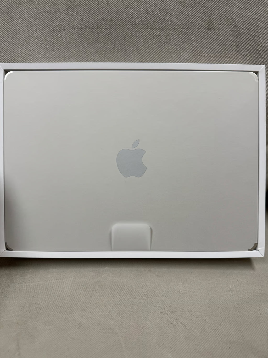 MacBook 5M87
