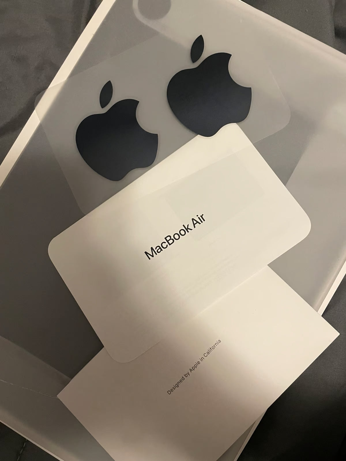 MacBook Air 13.6 laptop 3N63