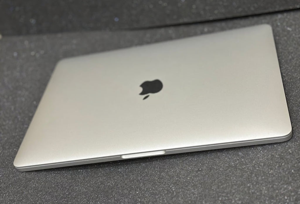 MacBook Pro 6C87