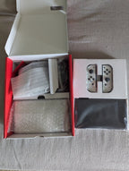 Nintendo Switch OLED with free Pro Controller 6F67