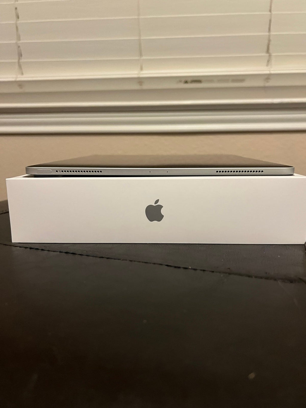 Apple iPad Pro 4th Generation 12.9 5A12