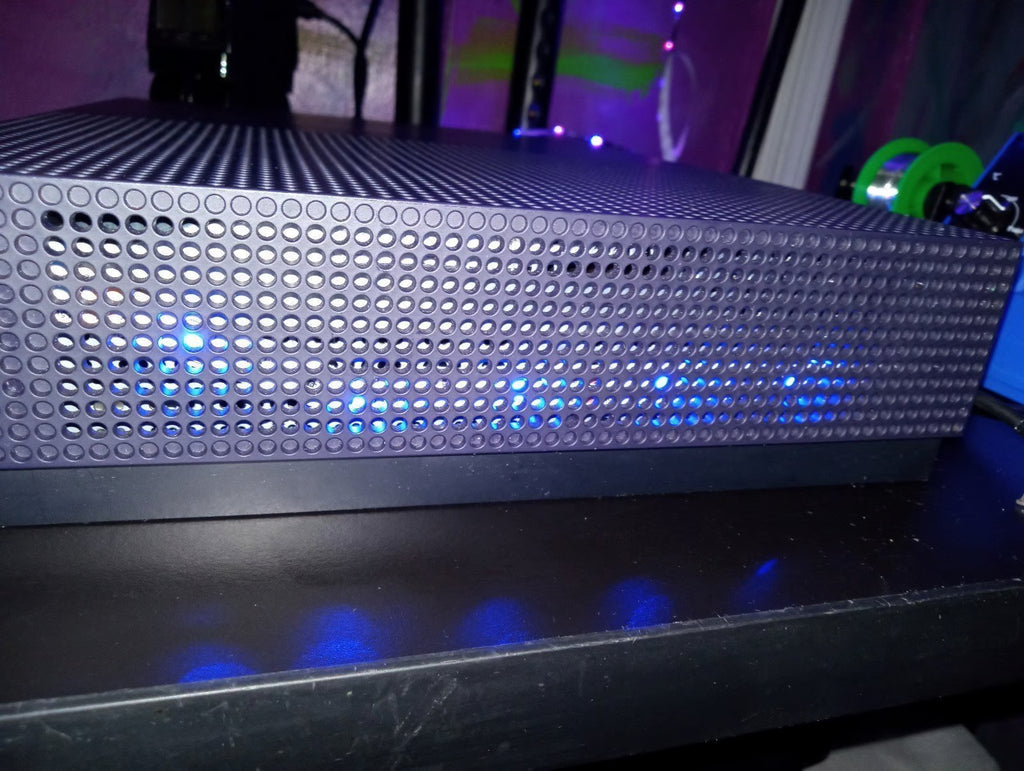 Xbox One S console Purple Fortnite Edition 3D17