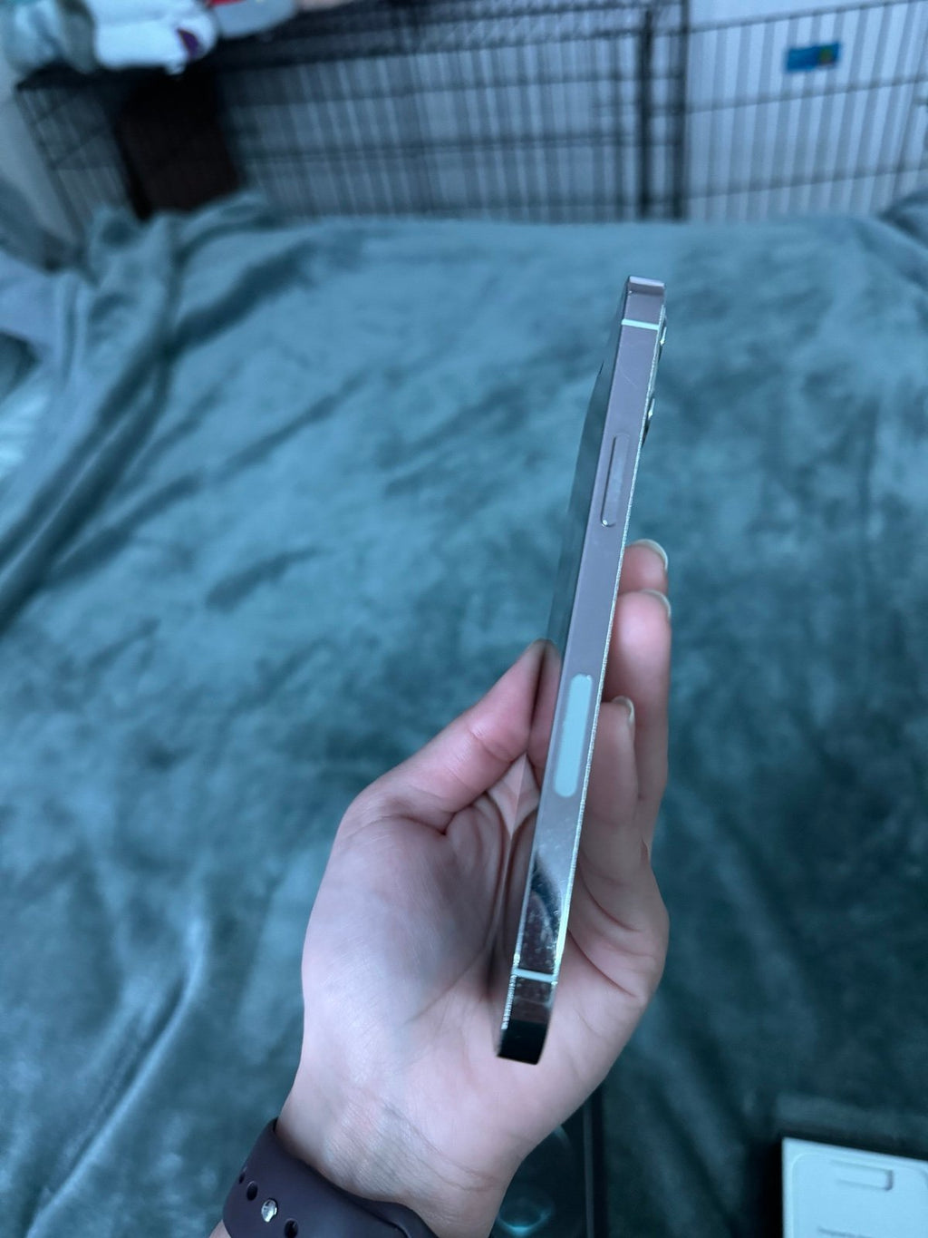 iphone 12 pro 128gb UNLOCKED 5S71