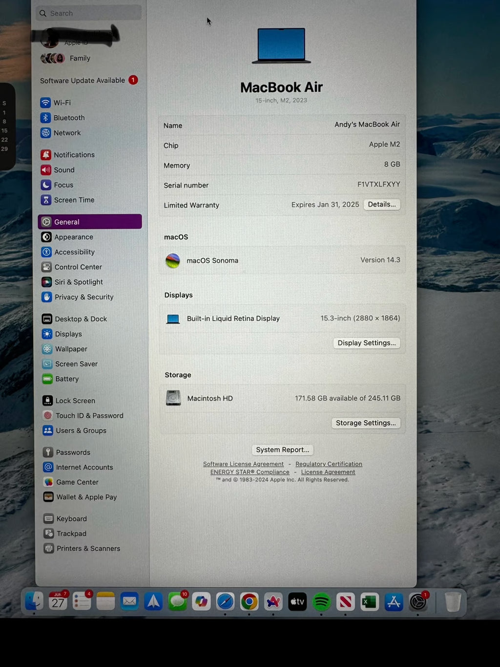 Apple MacBook Air 15in with M2 2X19