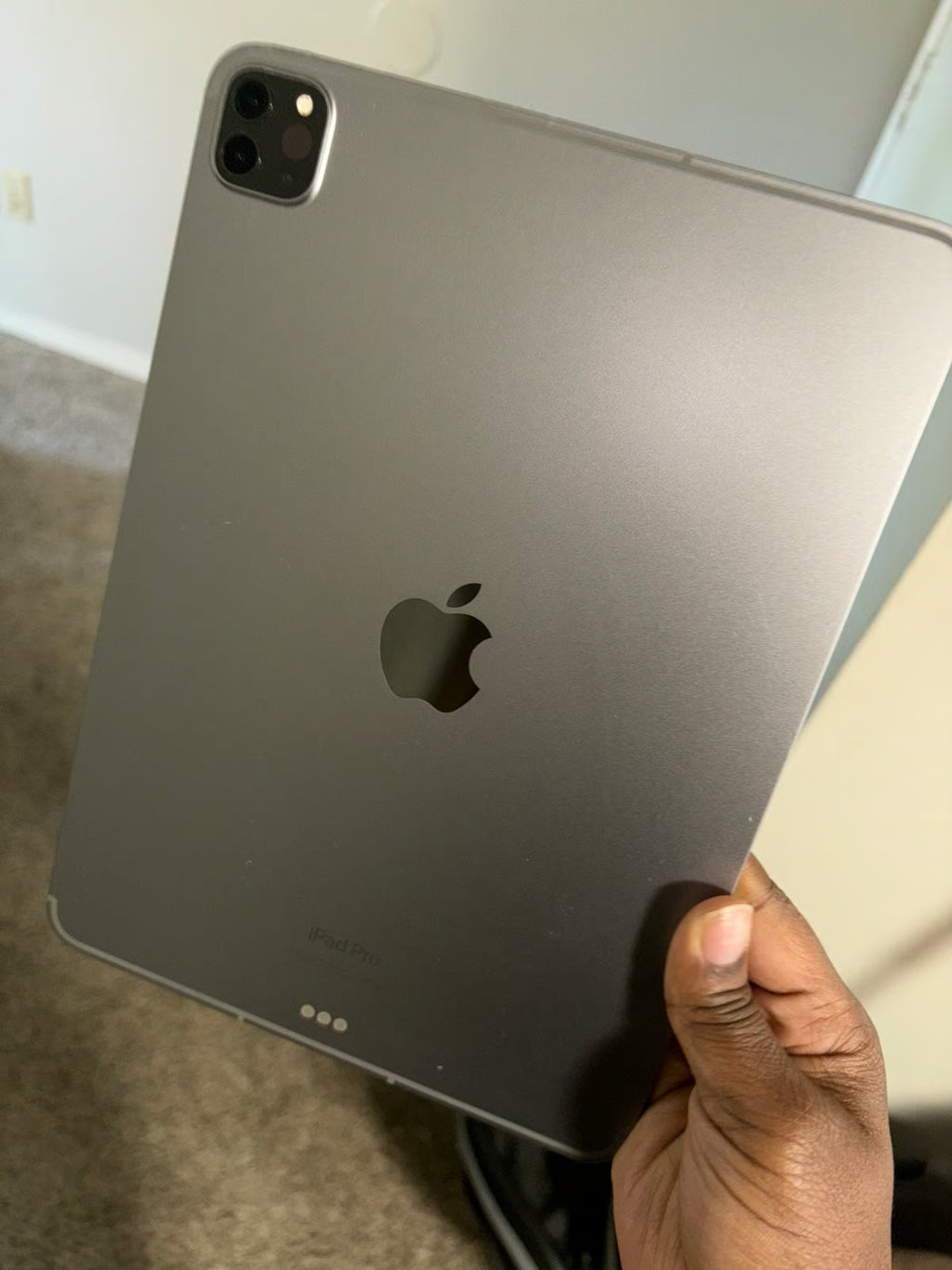 Apple iPad Pro 4th Generation 1 TB in Space Gray 2D65