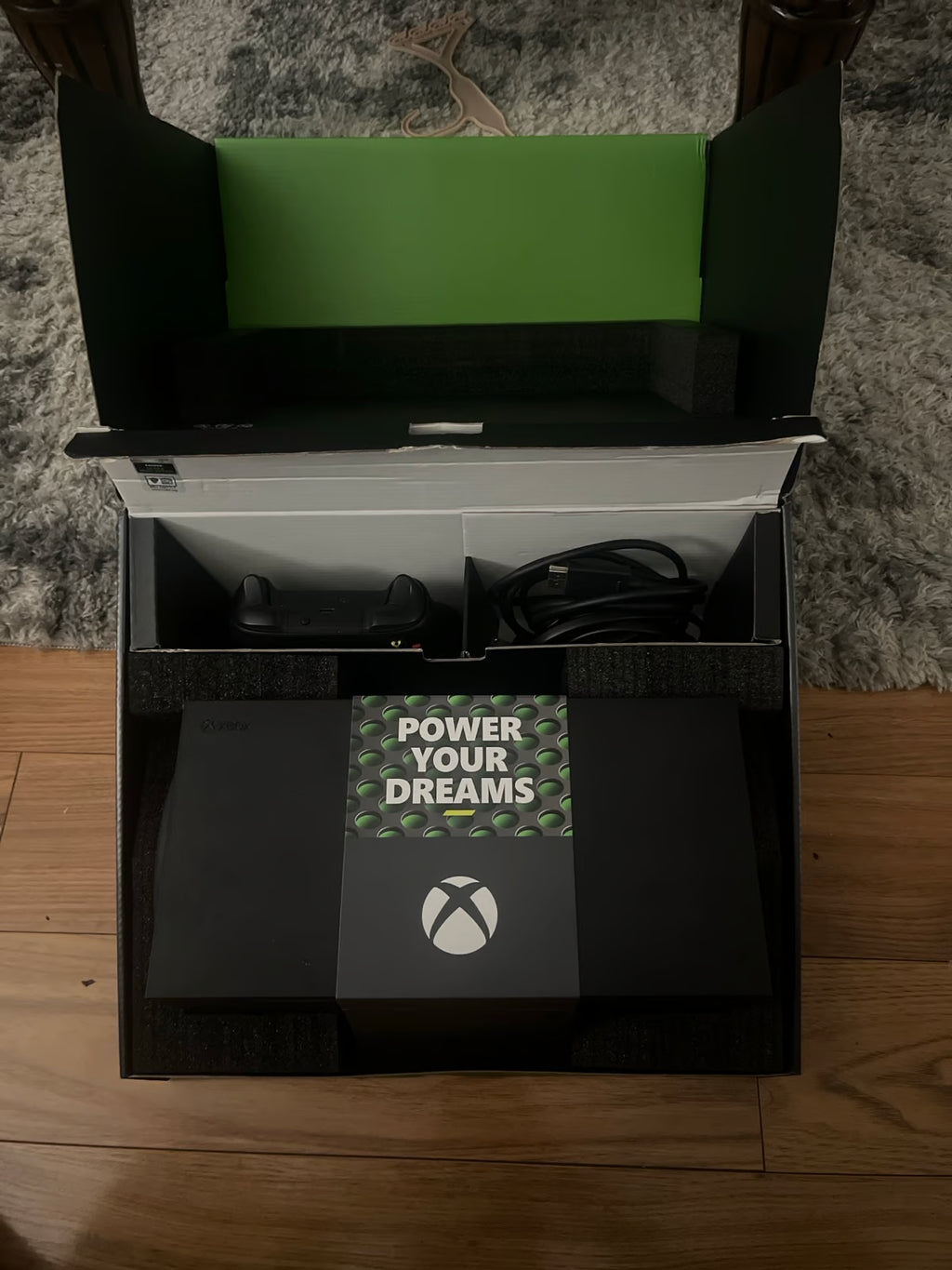 Xbox Series X 7L15