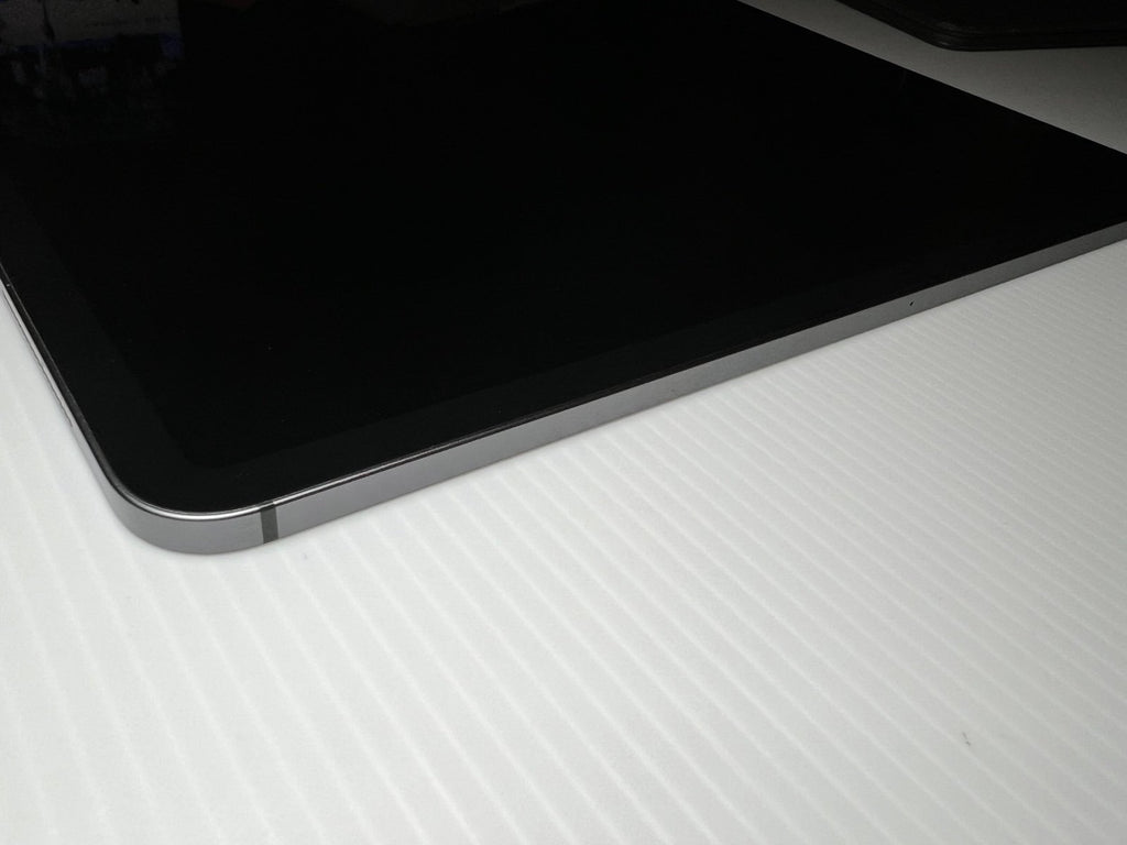 Apple iPad Pro 12.9 in. 3rd Gen 256 GB / LTE (Unlocked) + Wifi - Magic Keyboard 7V31