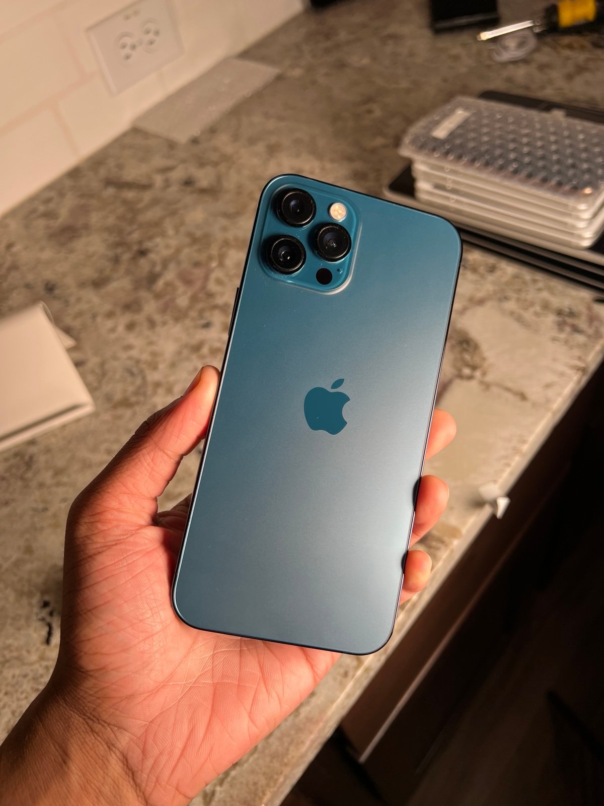 Apple iPhone 12 Pro Max 128 GB in Blue for Unlocked NO FACE ID!! 9V22