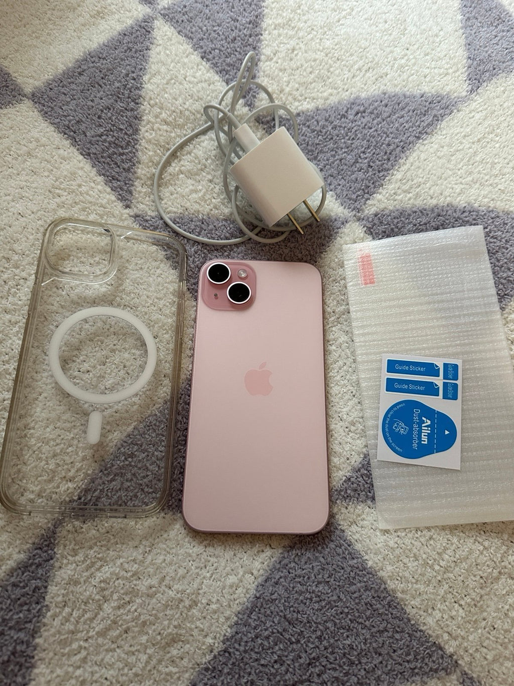 iPhone 15 Plus Pink 6V13