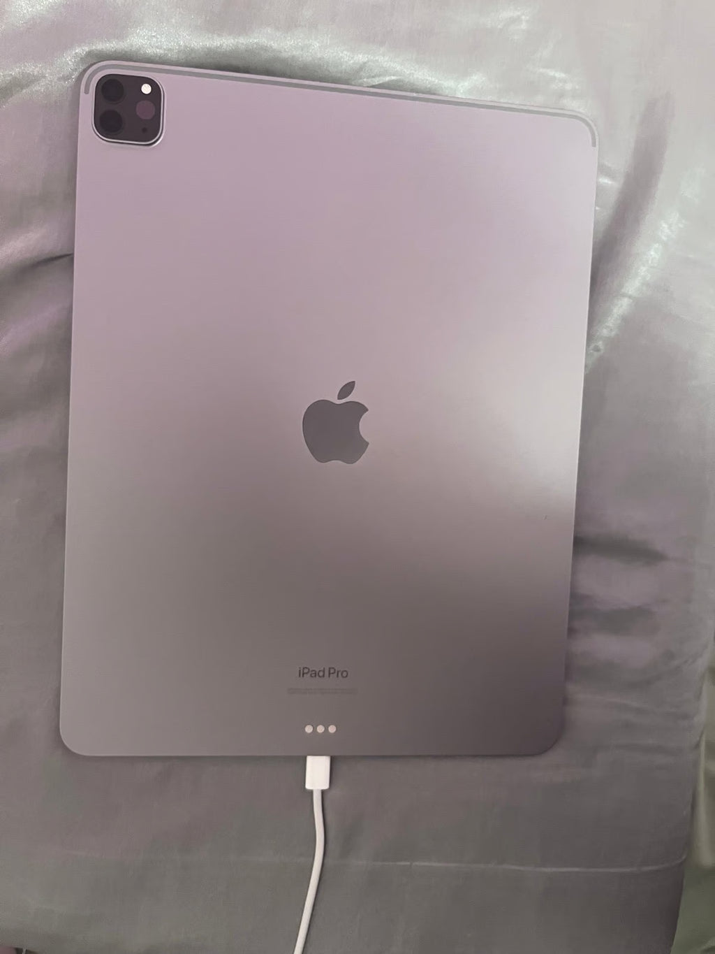 iPad Pro (12.9-inch) 6th gen. 256GB WiFi 1M36