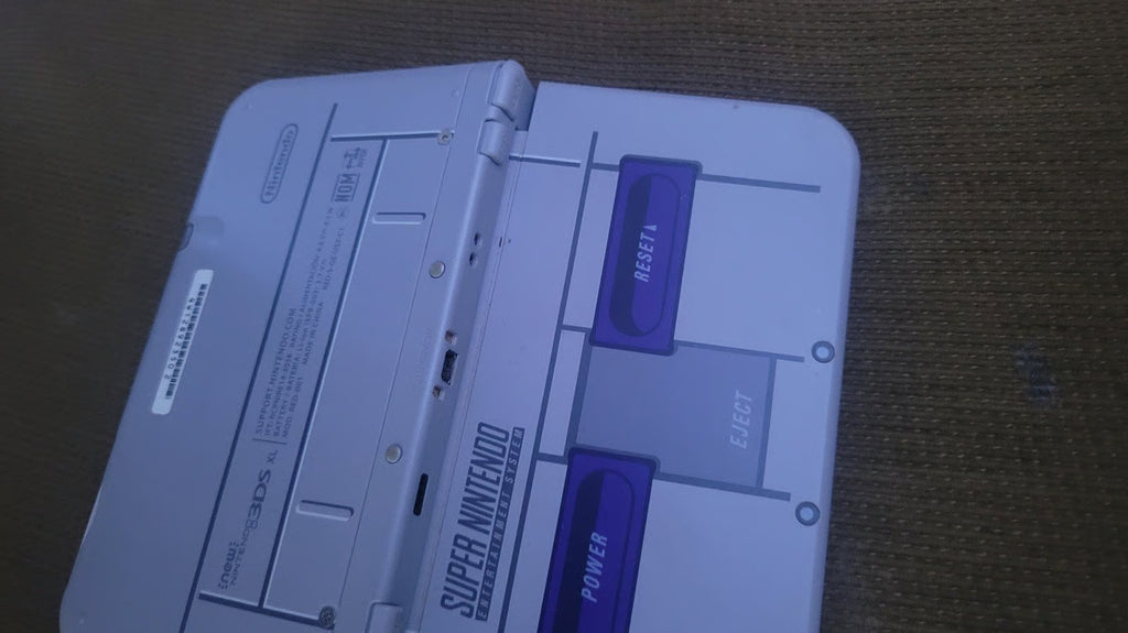 Nintendo 3DS XL SNES Edition RARE