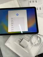 Apple iPad Air 5th Generation 64 GB in Space Gray 7H23