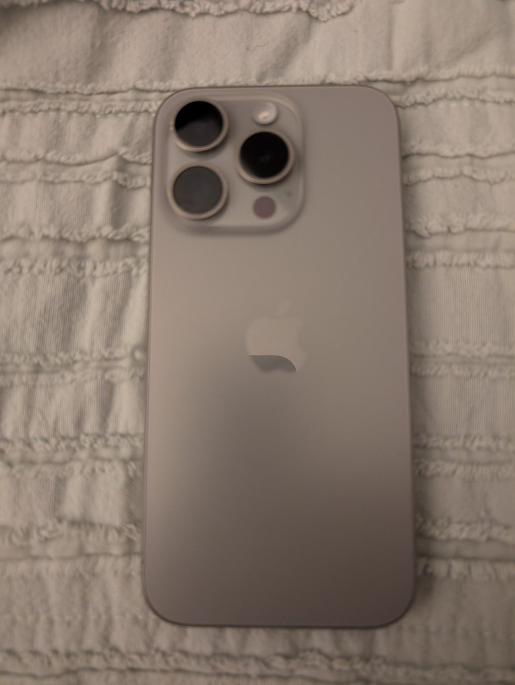 iPhone 15 Pro - 256GB - Natural Titanium 7V26