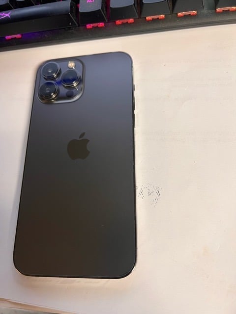 Apple iPhone 13 Pro Max 128GB (AT&T) - Excellent Condition 6R71