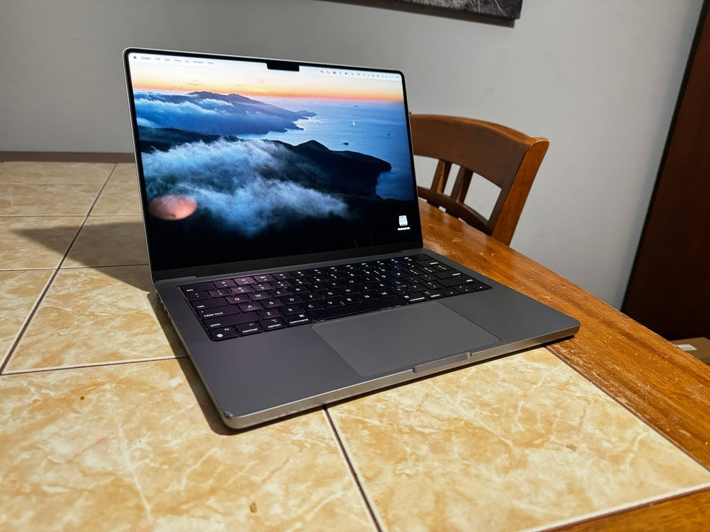 MacBook Pro 14"" Laptop - Apple M1 Pro chip - 16GB Mem - 512GB SSD - Space Gray 9G23