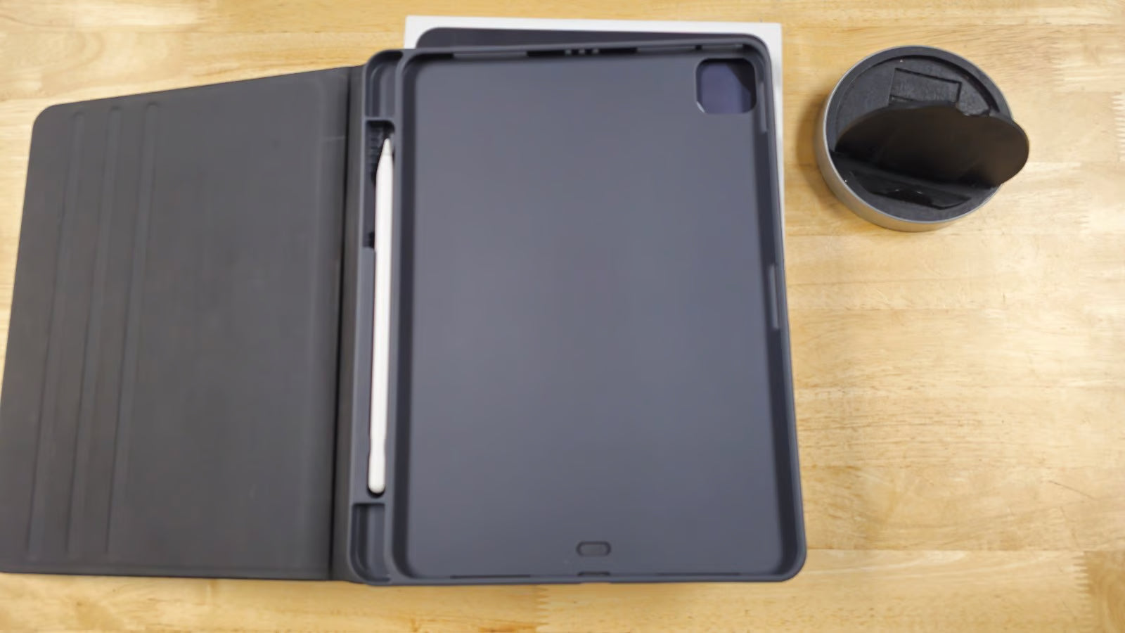 iPad Air 5th Gen (M1 Chip) (64GB)(WIFI) 7B89