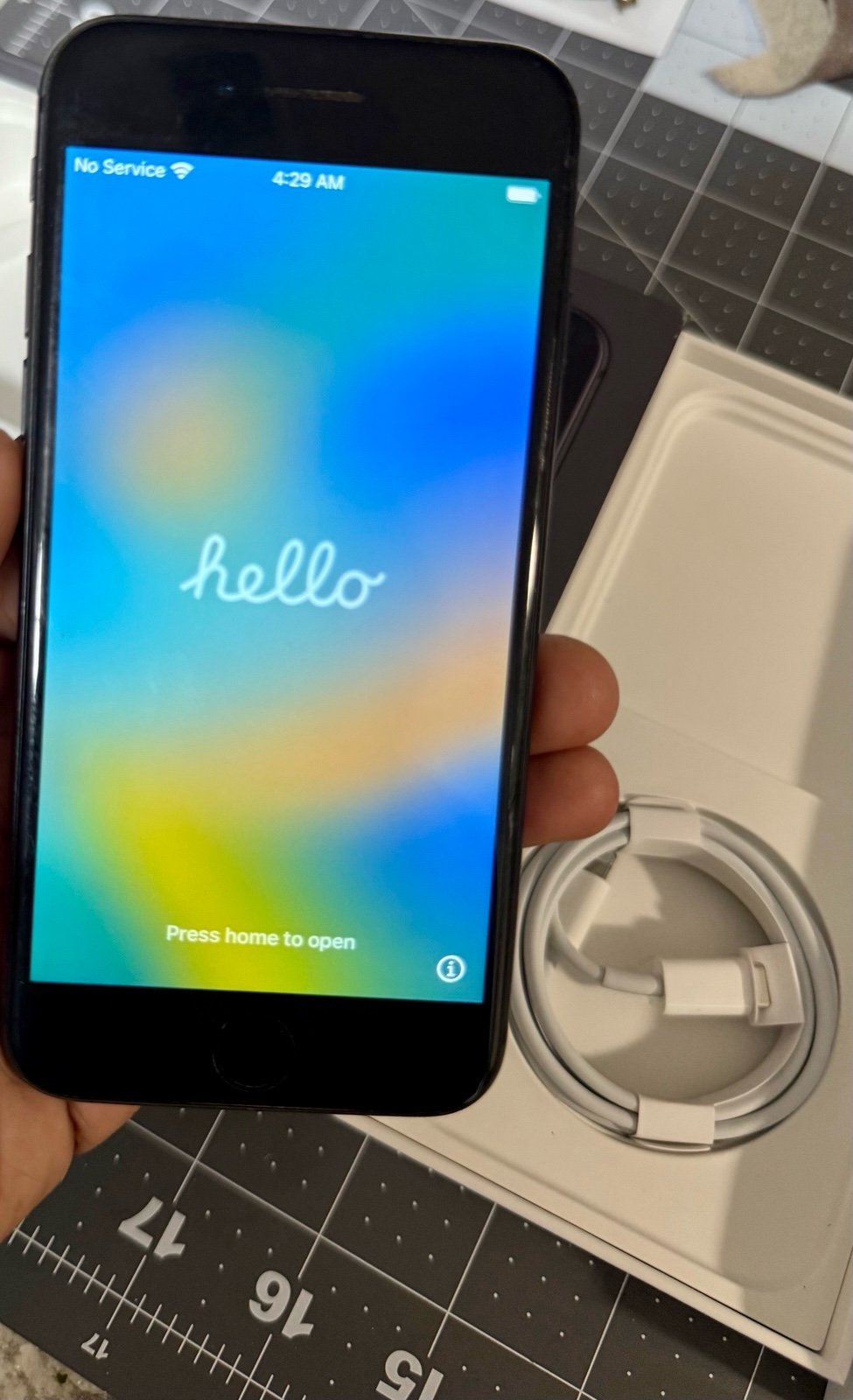 Pacific Blue IPhone 12 Pro Max & Space Grey IPhone 8 ( CAN BE SOLD SEPARATE) 7T98