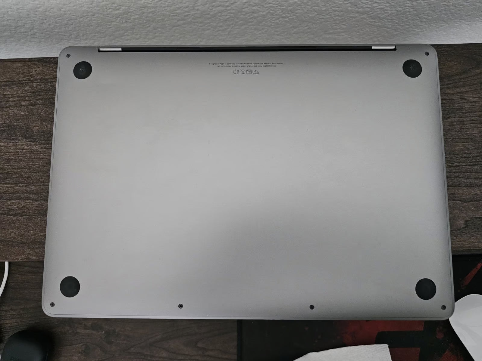 Apple Macbook Pro A2338 13in.  M1 3.2 GHz  256GB SSD 5W79