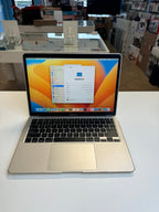 Macbook Air 13inch 2020 8GB Ram /512ssd Perfect Condition 7T36