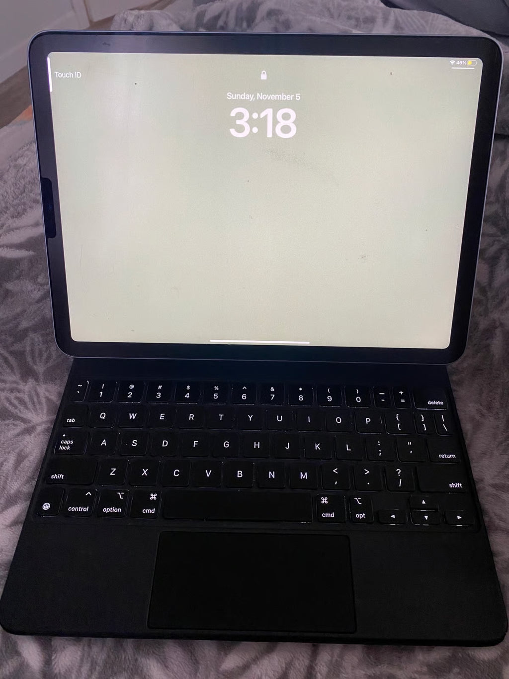 GENERATION 4 IPAD AIR  ( READ DESCRIPTION ) 9V33