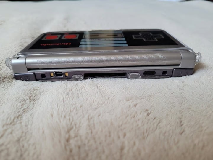 Nintendo 3DS XL NES Edition