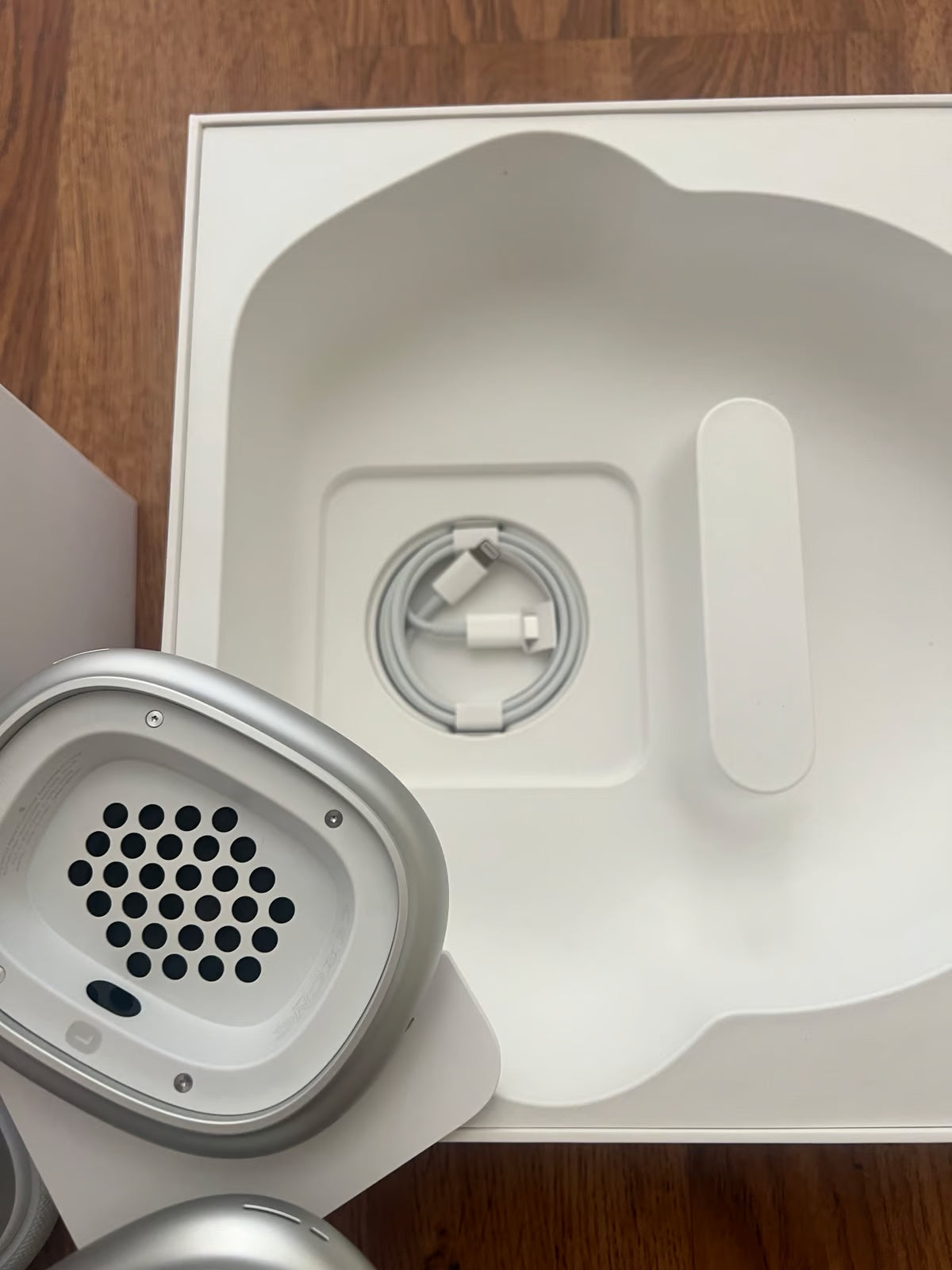 Apple AirPods Max Wireless Over-Ear Headset - Silver 1A78