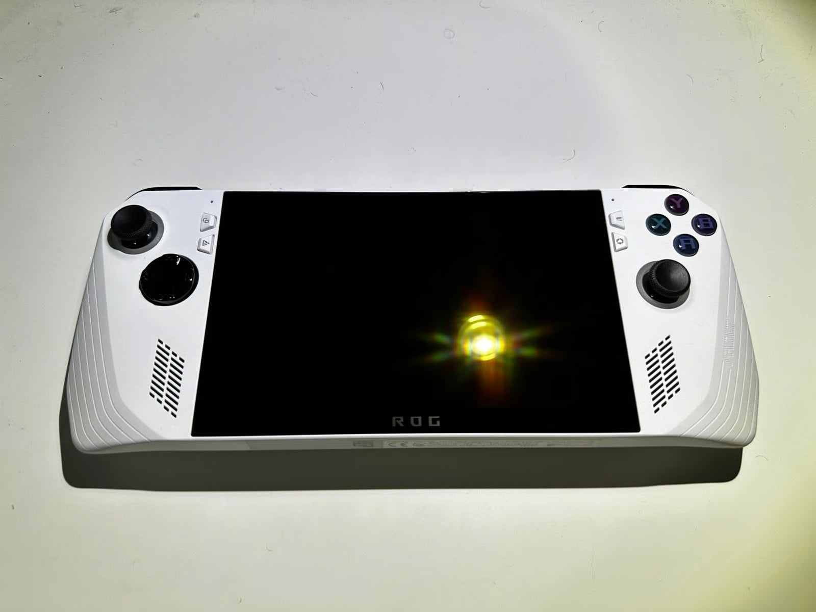 ASUS rog ally z1 extreme 1B26