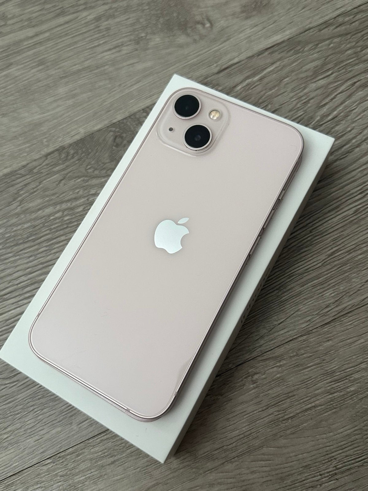 Apple iPhone 13 256 GB 5Y17