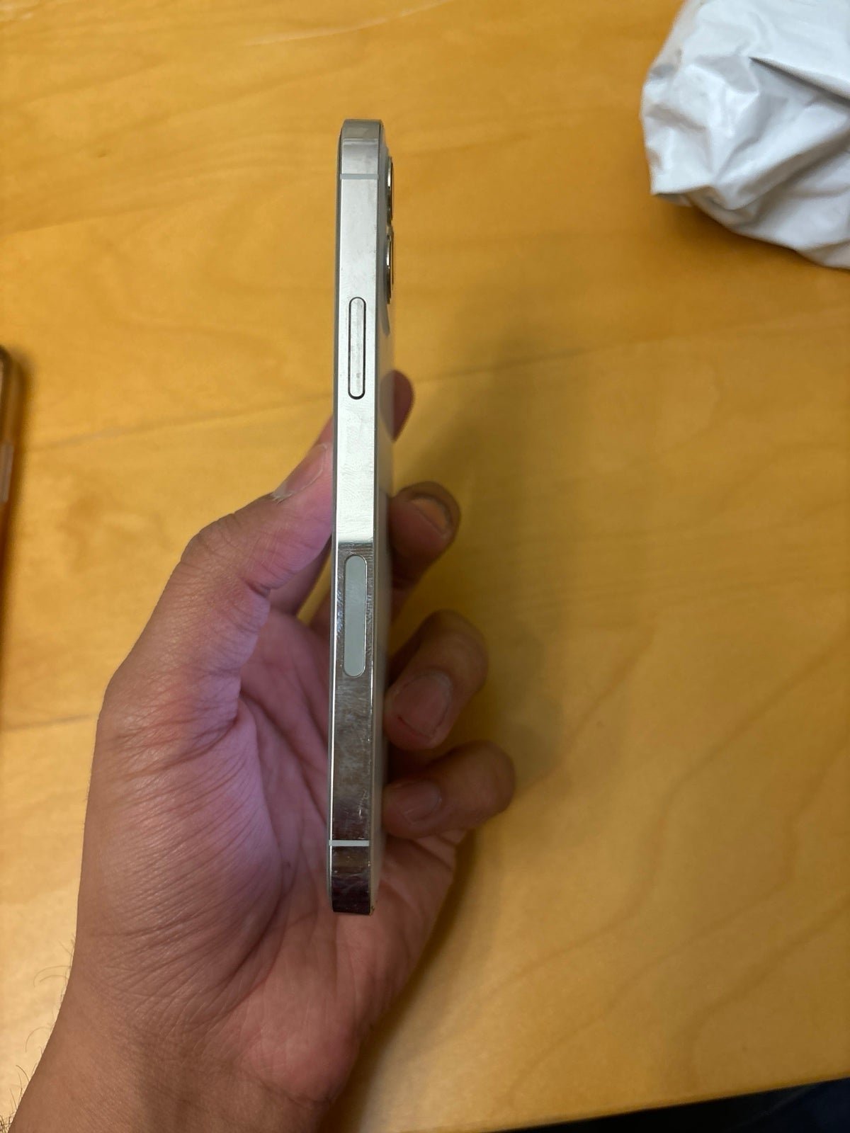 Apple iPhone 12 Pro 256 GB in Silver for AT&T 6N33