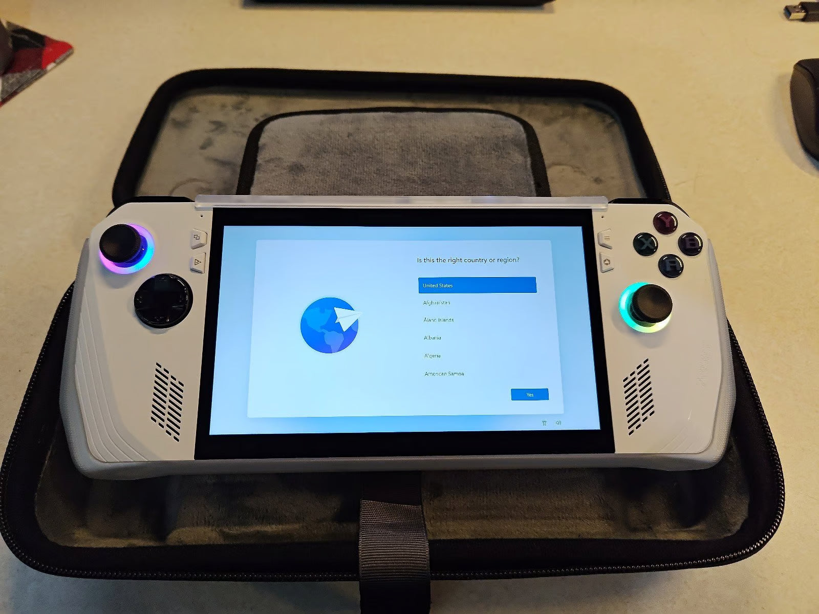 ASUS rog ally z1 extreme 5D32