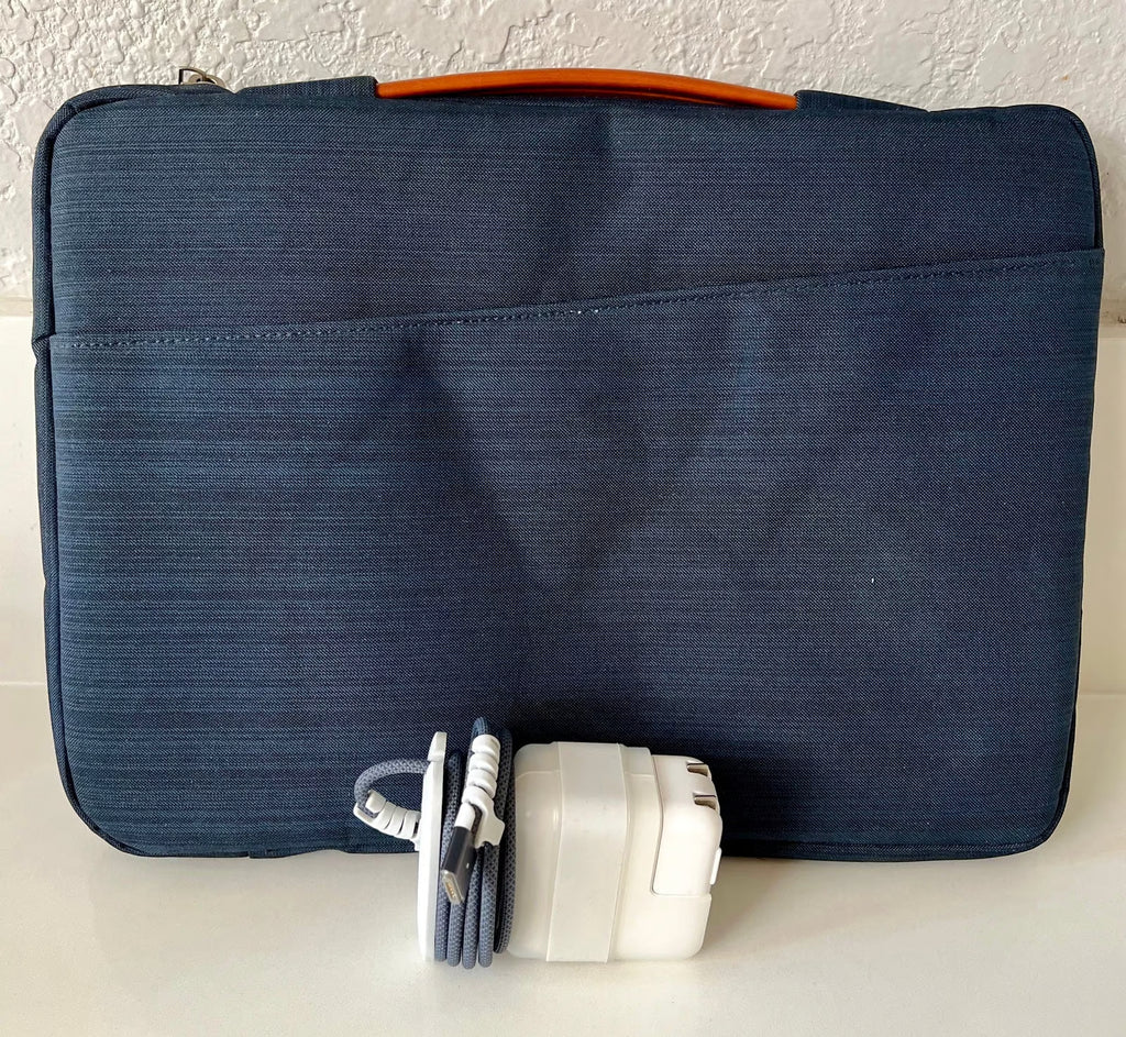 Apple MacBook Air 13in. w/Apple Care Bundle 5K28