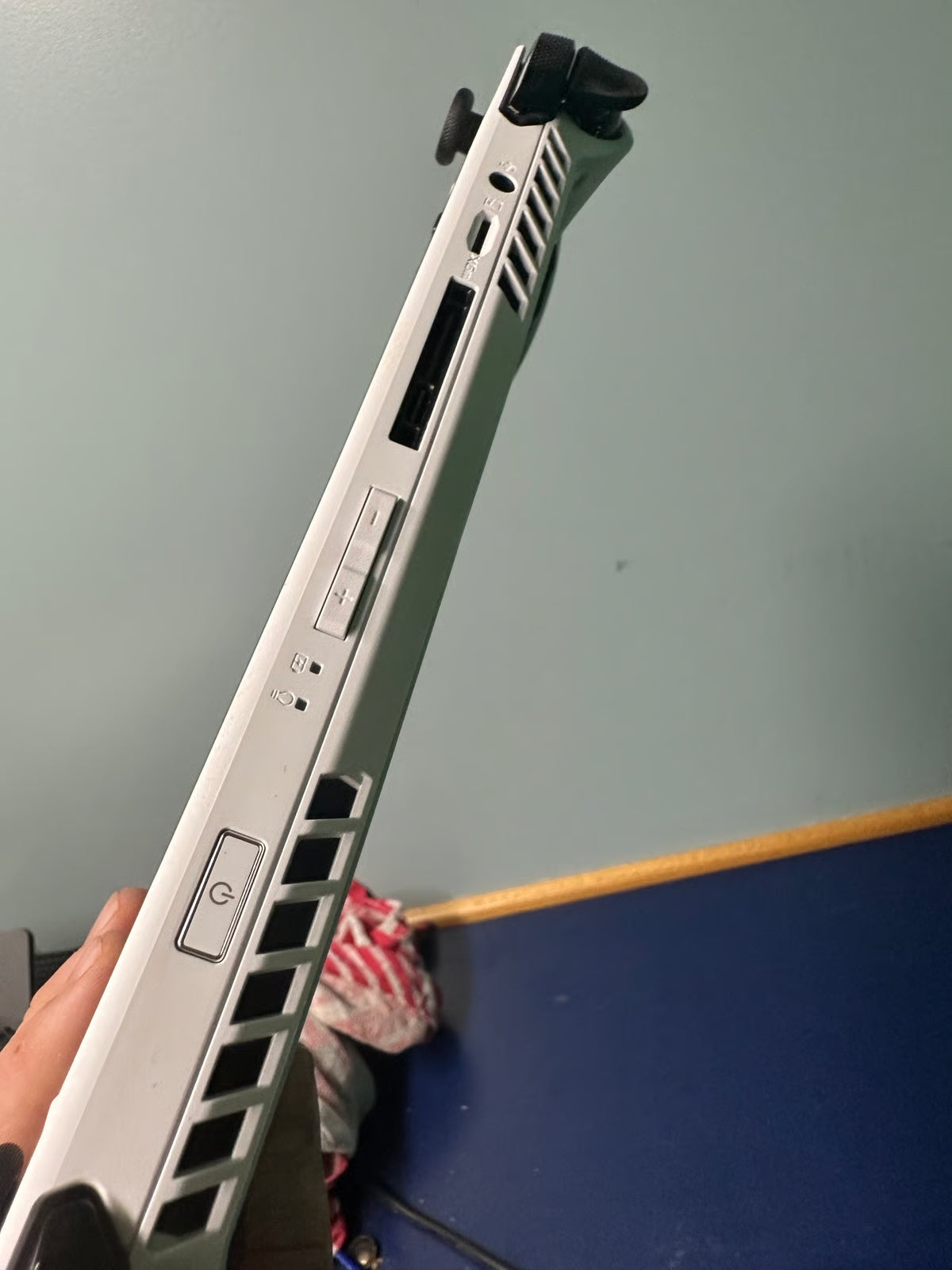 ASUS rog ally z1 (Bad sd reader) 6P55