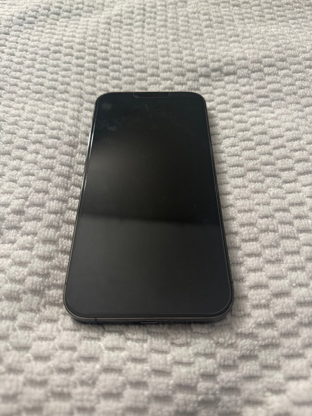 Apple iPhone 13 Pro Max 128 GB in Graphite Unlocked 1O35