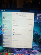 Apple Macbook Air 13in.  M2 3.49 GHz  256GB SSD 5C65